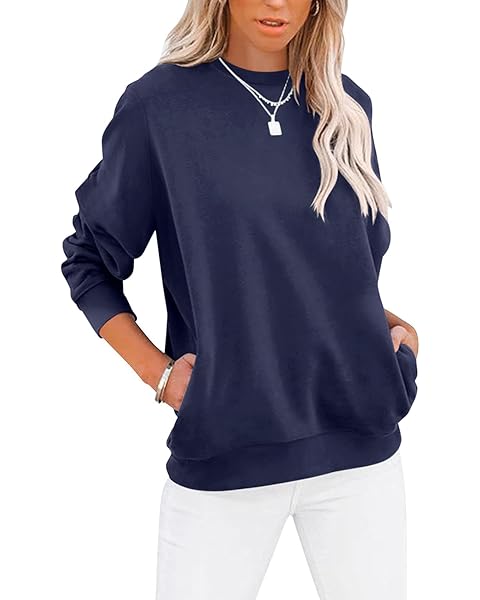 Premium Navy Blue Women’s Oversized Sweatshirt with Front Pockets.