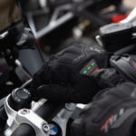 five moto heat technology hg prime evo gtx black action02