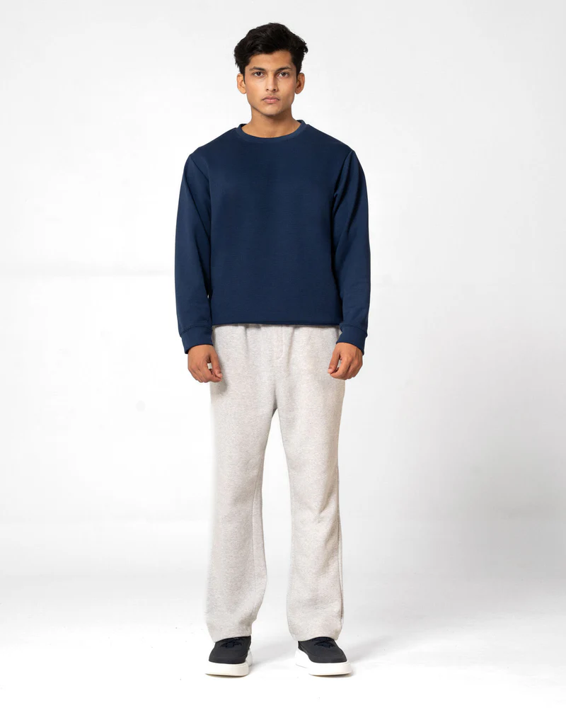 Premium fleece-lined crewneck sweatshirt in a relaxed urban fit.